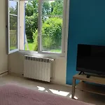 La Des Fleurs Holiday home Saint-Simon-de-Bordes